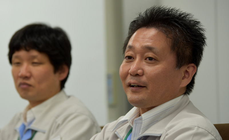 事業支援グループ マネージャー 綿谷様(写真右)